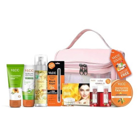 VLCC Golden Glow Gift Hamper | Specially Curated for Radiant Skin | 7 Premium Skincare Must-Haves | With Complimentary Cosmetic Bag | Ideal for Festive Gifting